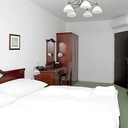 Hotel Pivovar A Restaurace Faltus Kostelec nad Orlicí