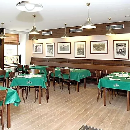 Pivovar A Restaurace Faltus *